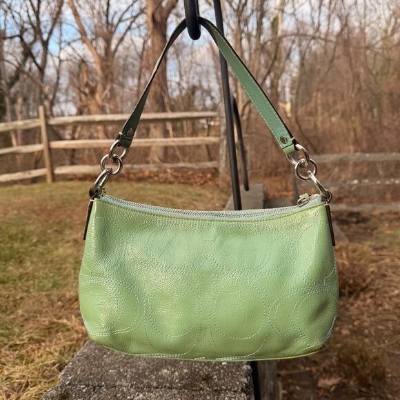 Vintage Coach Green Leather Shoulder Bag - Picture 4 of 8